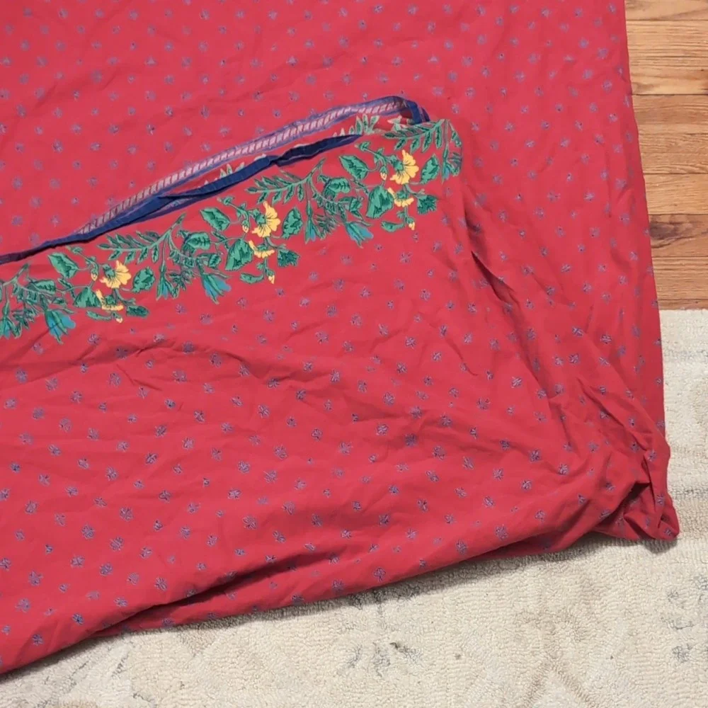 Vintage William Sonoma French Provence Floral Tablecloth Red Blue Motif Yellow